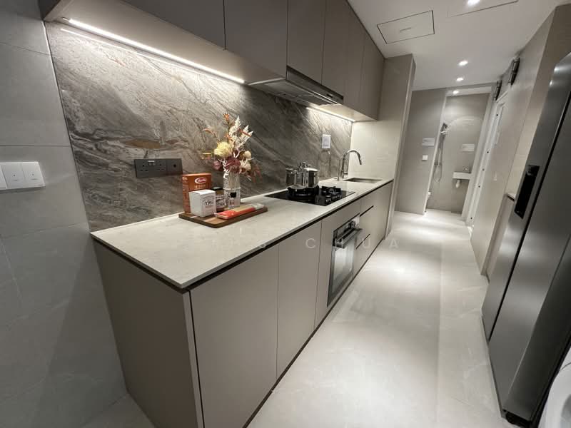 Grand Dunman, 18 Dunman Road, 5 Bedrooms, 2,131 sqft, Condominium For Sale, by Chris Chua, 500215507 - Kitchen - PropertyGuru.com.sg