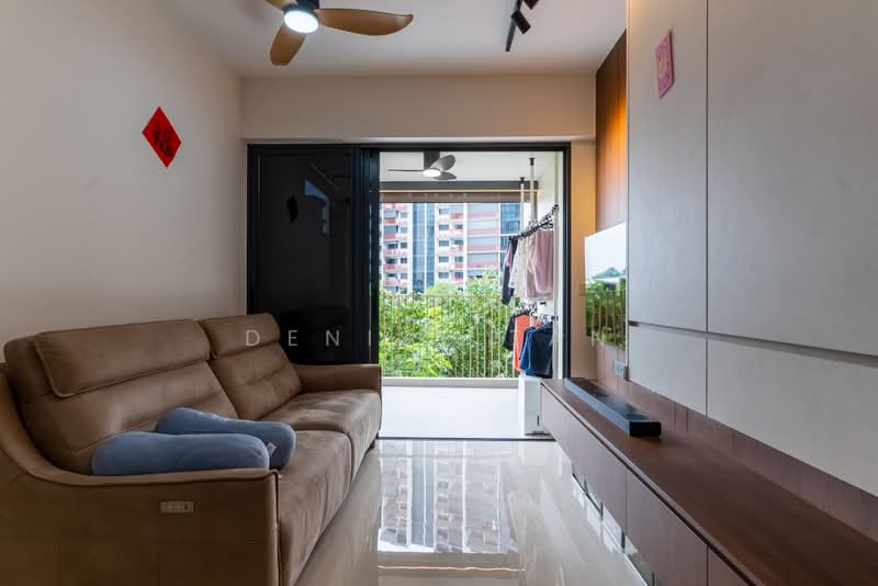 Riverfront Residences, 53 Hougang Avenue 7, 3 Bedrooms, 915 sqft, Condominium For Sale, by Denise Tan, 500215510 - Living Room - PropertyGuru.com.sg
