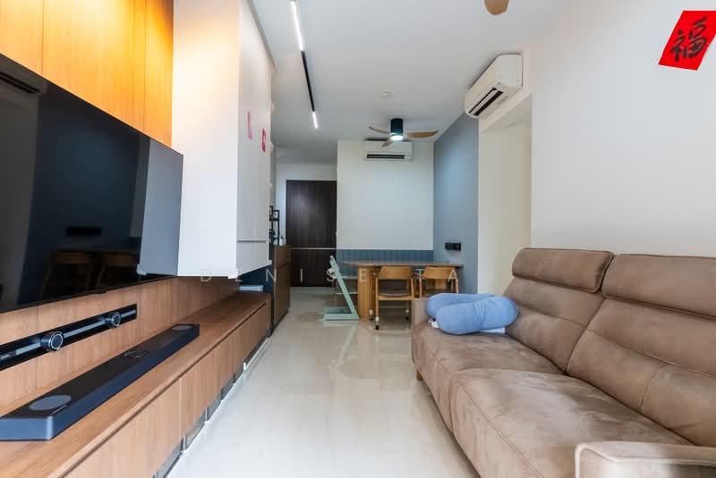 Riverfront Residences, 53 Hougang Avenue 7, 3 Bedrooms, 915 sqft, Condominium For Sale, by Denise Tan, 500215510 - Living Room - PropertyGuru.com.sg