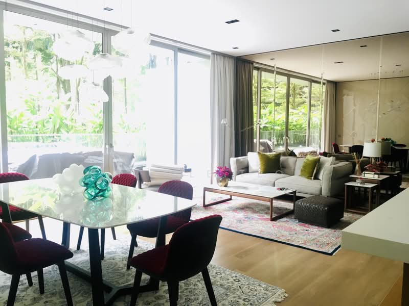 Hilltops, 99 Cairnhill Circle, 3 Bedrooms, 2,056 sqft, Condominium For Sale, by Nicole Teo, 500215513 - Living Room - PropertyGuru.com.sg