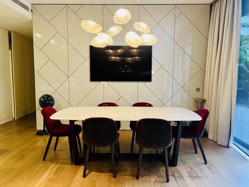 Hilltops, 99 Cairnhill Circle, 3 Bedrooms, 2,056 sqft, Condominium For Sale, by Nicole Teo, 500215513 - Dining Room - PropertyGuru.com.sg