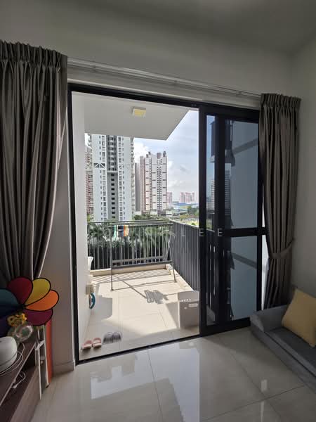 Sky Vue, 1 Bishan Street 15, 2 Bedrooms, 678 sqft, Condominium For Rent, by John Lee, 500215516 - Balcony - PropertyGuru.com.sg