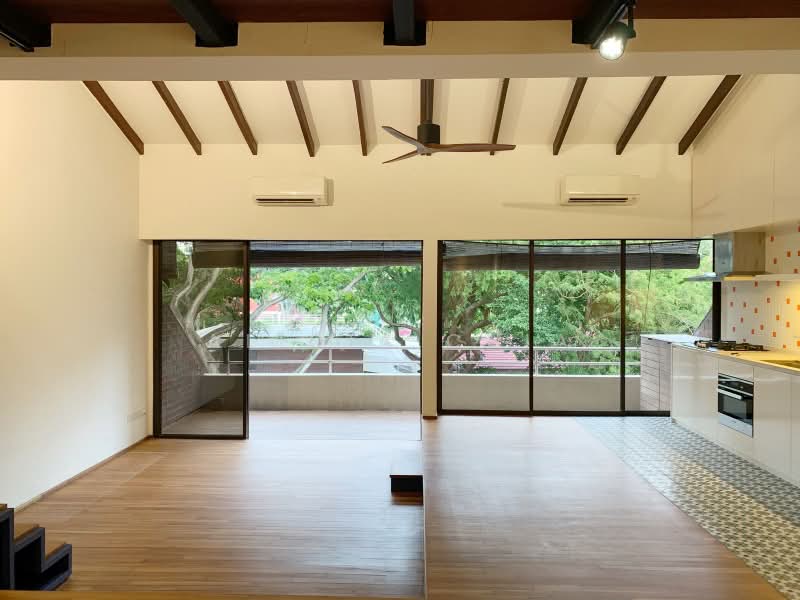 Eastern Lagoon II, 200 Upper East Coast Road, 1 Bedroom, 721 sqft, Condominium For Sale, by Alicia Chia, 500215520 - Living Room - PropertyGuru.com.sg