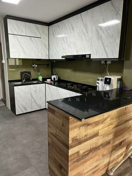 566 Hougang Street 51, 566 Hougang Street 51, 3 Bedrooms, 1,120 sqft, HDB Flat For Sale, by Arniati Binte Asmani, 500215536 - Kitchen - PropertyGuru.com.sg