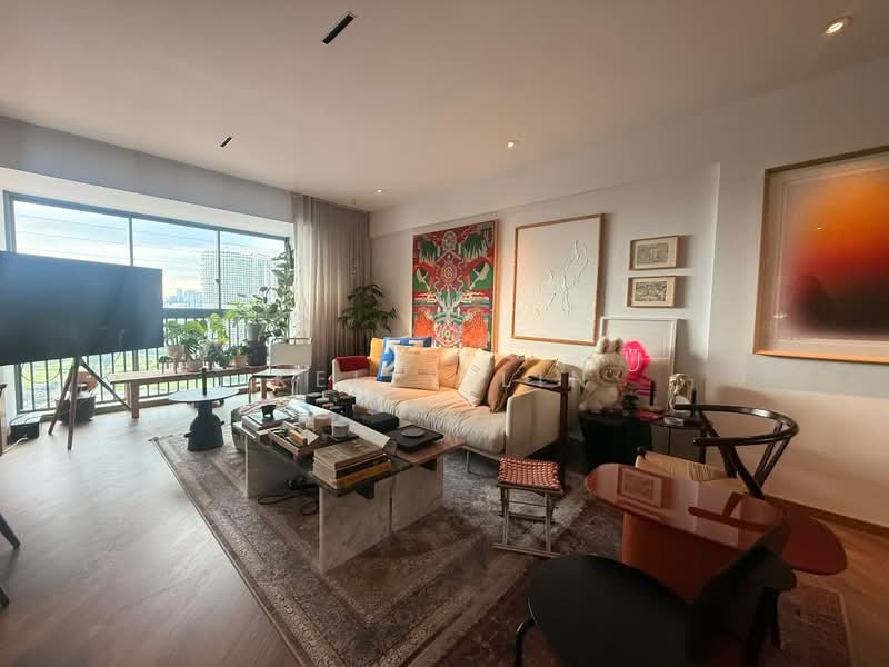 Pinnacle @ Duxton, 1A Cantonment Road, 3 Bedrooms, 1,022 sqft, HDB Flat For Sale, by Kelly Lin, 500215543 - Living Room - PropertyGuru.com.sg