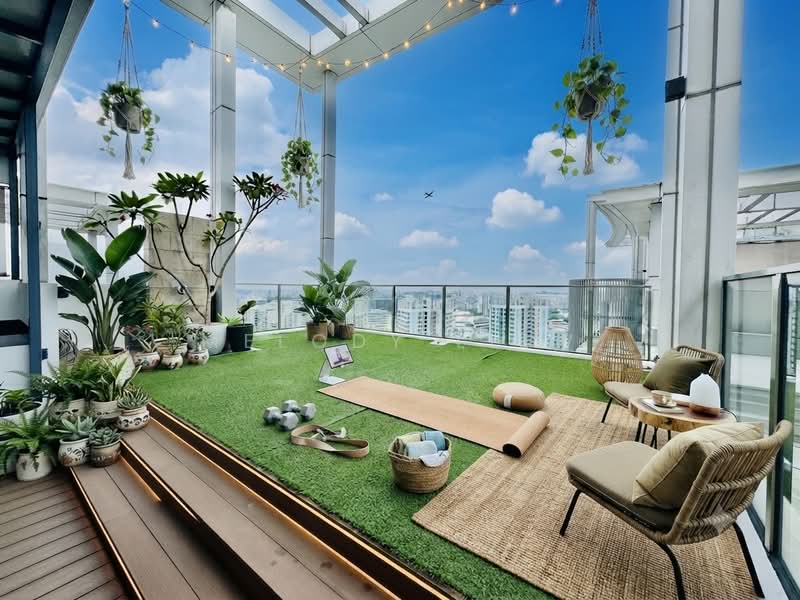 Eight Riversuites, 6 Whampoa East, 3 Bedrooms, 2,142 sqft, Condominium For Sale, by Melody Liew, 500215547 - Balcony - PropertyGuru.com.sg