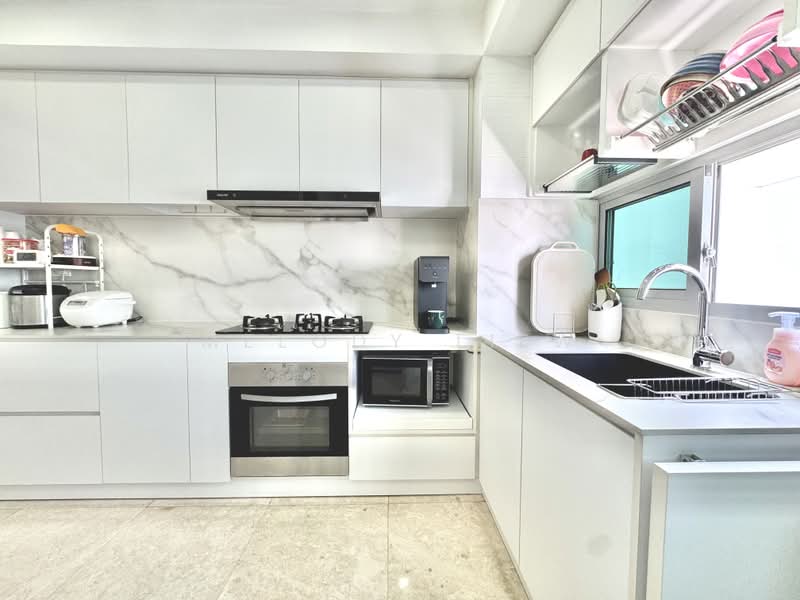 Eight Riversuites, 6 Whampoa East, 3 Bedrooms, 2,142 sqft, Condominium For Sale, by Melody Liew, 500215547 - Kitchen - PropertyGuru.com.sg