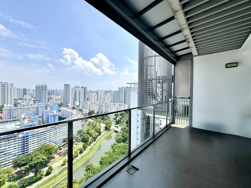 Eight Riversuites, 6 Whampoa East, 3 Bedrooms, 2,142 sqft, Condominium For Sale, by Melody Liew, 500215547 - Balcony - PropertyGuru.com.sg