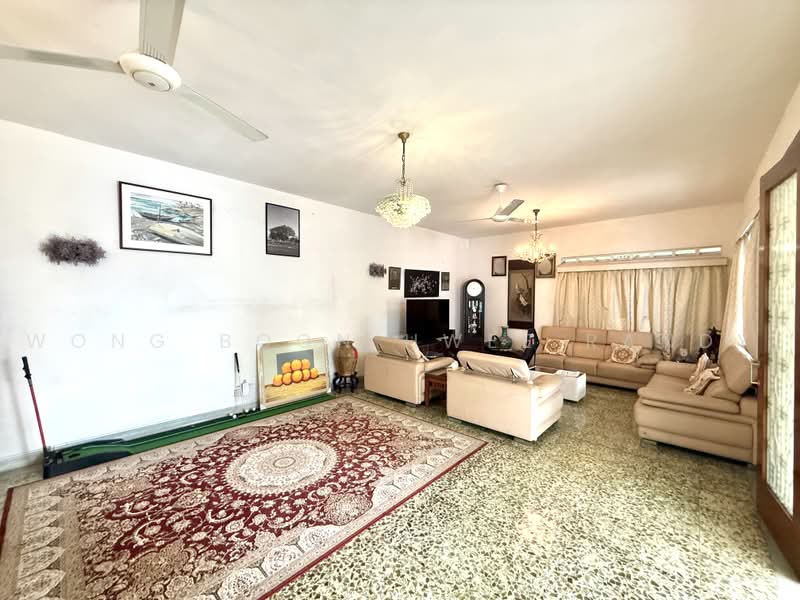 GCB Wide Dual Frontage! ACS(Pri), SJI Junior, SCGS within 1Km, Newton / Novena, 7 Bedrooms, 8,000 sqft, Good Class Bungalow For Sale, by Wong Boon Hwee Randy, 500215554 - Living Room - PropertyGuru.com.sg