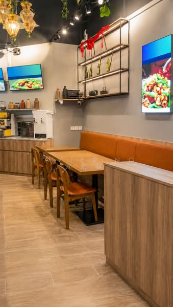 Junction Nine, Yishun Avenue 9, Sembawang / Yishun, 710 sqft, Mall Shop For Sale, by Javier Ng 黄允健, 500215562 - Interior - CommercialGuru.com.sg