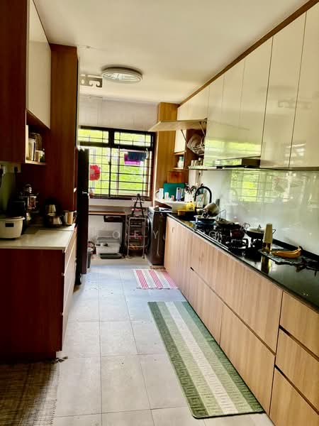 296A Compassvale Crescent, 296A Compassvale Crescent, Room Rental, 120 sqft, HDB Flat For Rent, by Joey Ng, 500215565 - Kitchen - PropertyGuru.com.sg