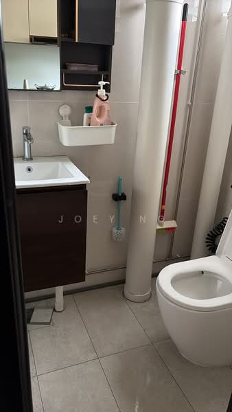 296A Compassvale Crescent, 296A Compassvale Crescent, Room Rental, 120 sqft, HDB Flat For Rent, by Joey Ng, 500215565 - Bathroom - PropertyGuru.com.sg