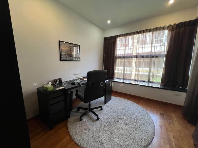 Eleven @ Holland, 11 Holland Link, 5 Bedrooms, 3,735 sqft, Cluster House For Sale, by Wong Chong Onn, 500215568 - Study - PropertyGuru.com.sg