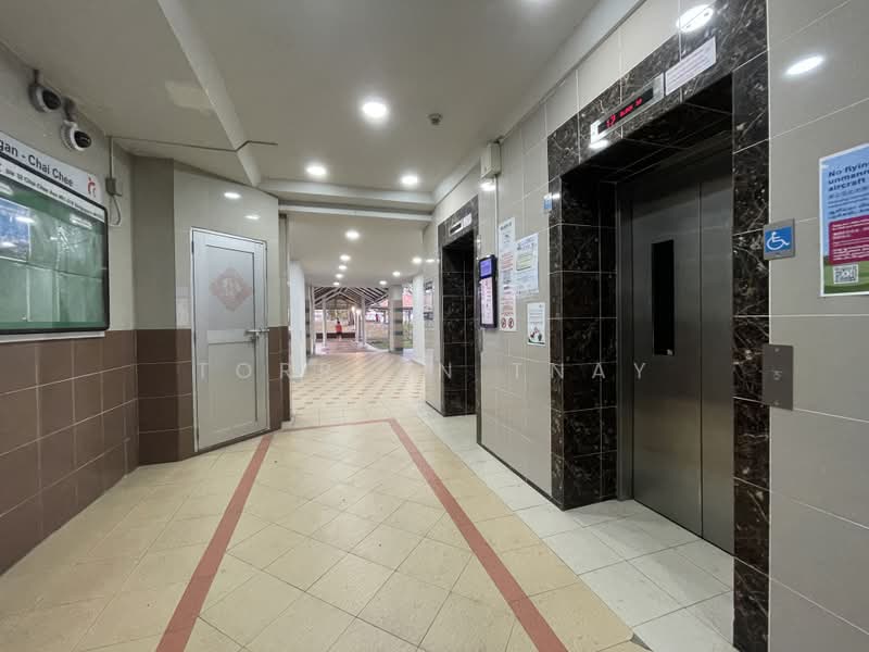 33 Chai Chee Avenue, 33 Chai Chee Avenue, 3 Bedrooms, 1,259 sqft, HDB Flat For Sale, by Torrenn Tnay, 500215585 - Corridor - PropertyGuru.com.sg