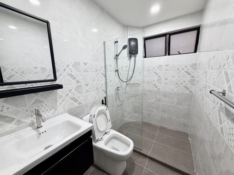 Bayshore Park, 52 Bayshore Road, Room Rental, 200 sqft, Condominium For Rent, by Elizabeth Mok, 500215593 - Bathroom - PropertyGuru.com.sg