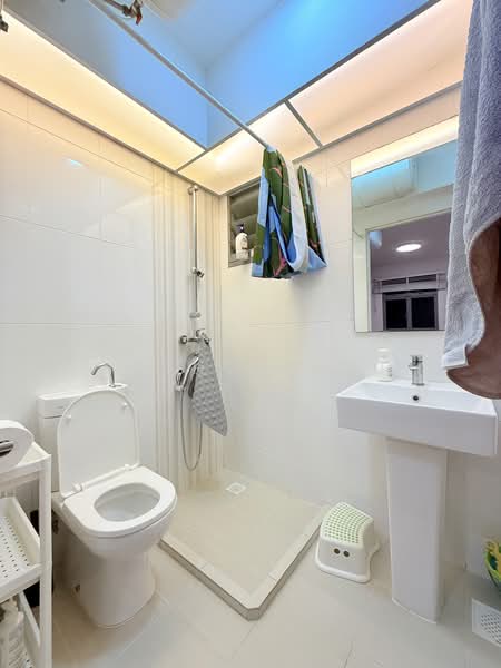 32 Margaret Drive, 32 Margaret Drive, 2 Bedrooms, 667 sqft, HDB Flat For Sale, by Esther Zou, 500215596 - PropertyGuru.com.sg
