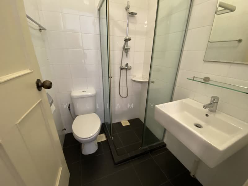 Townerville, 85 McNair Road, 5 Bedrooms, 2,918 sqft, Conservation House For Rent, by William Yap, 500215597 - Bathroom - PropertyGuru.com.sg
