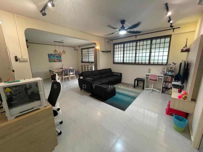 124 Teck Whye Lane, 124 Teck Whye Lane, 3 Bedrooms, 1,140 sqft, HDB Flat For Sale, by Sandy Hong, 500215599 - Living Room - PropertyGuru.com.sg