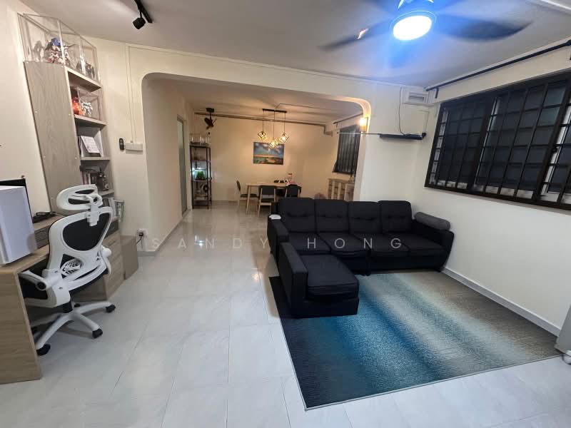 124 Teck Whye Lane, 124 Teck Whye Lane, 3 Bedrooms, 1,140 sqft, HDB Flat For Sale, by Sandy Hong, 500215599 - Living Room - PropertyGuru.com.sg