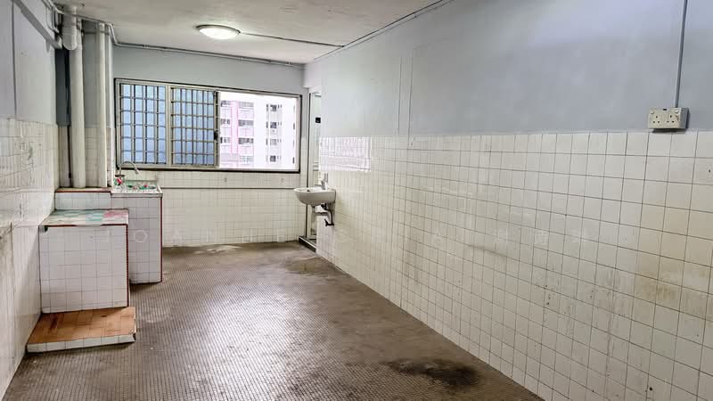 107 Yishun Ring Road, 107 Yishun Ring Road, 2 Bedrooms, 872 sqft, HDB Flat For Sale, by Joanne Chia 谢诗琳, 500215618 - Kitchen - PropertyGuru.com.sg