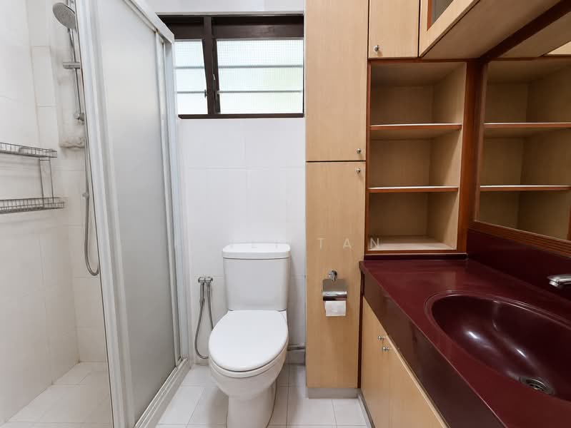 646 Woodlands Ring Road, 646 Woodlands Ring Road, 4 Bedrooms, 1,550 sqft, HDB Flat For Sale, by Kenli Tan, 500215621 - Bathroom - PropertyGuru.com.sg
