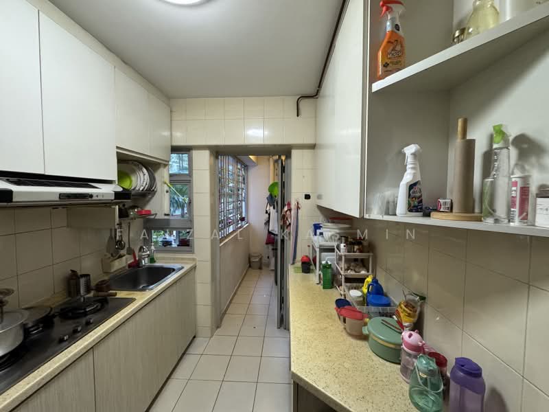 302B Punggol Place, 302B Punggol Place, 3 Bedrooms, 1,001 sqft, HDB Flat For Sale, by Faizal Kasmin, 500215623 - Kitchen - PropertyGuru.com.sg