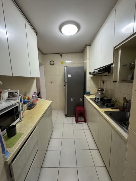 302B Punggol Place, 302B Punggol Place, 3 Bedrooms, 1,001 sqft, HDB Flat For Sale, by Faizal Kasmin, 500215623 - Kitchen - PropertyGuru.com.sg