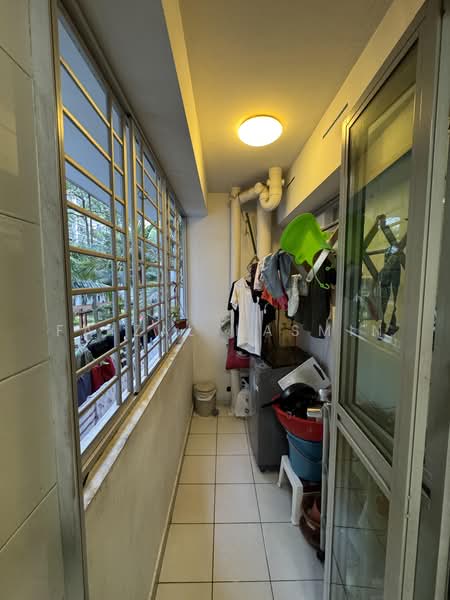302B Punggol Place, 302B Punggol Place, 3 Bedrooms, 1,001 sqft, HDB Flat For Sale, by Faizal Kasmin, 500215623 - Balcony - PropertyGuru.com.sg