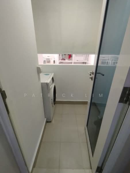 The Tampines Trilliant, 29 Tampines Central 7, 3 Bedrooms, 872 sqft, Executive Condominium For Rent, by Patrick Lim, 500215625 - Laundry Yard - PropertyGuru.com.sg