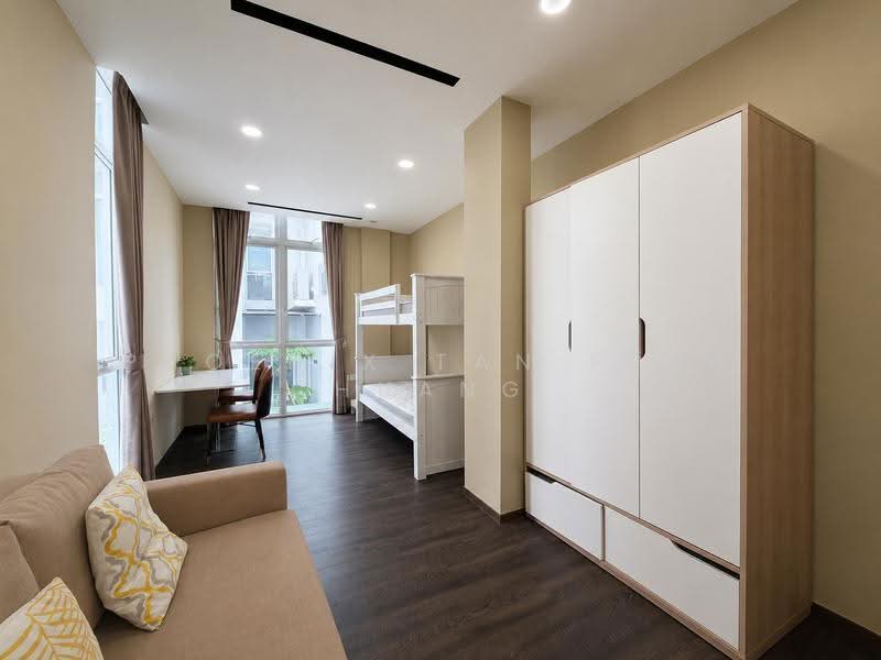 3.5 Storey Modern beach facing detached with lift . Cheap bungalow under 4million, Pasir Ris / Tampines, 6 Bedrooms, 8,000 sqft, Detached House For Sale, by Phoenix Tan Feng Huang, 500215633 - Interior - PropertyGuru.com.sg