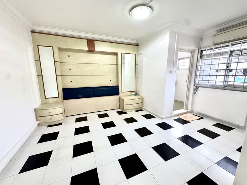635 Pasir Ris Drive 1, 635 Pasir Ris Drive 1, 3 Bedrooms, 1,119 sqft, HDB Flat For Sale, by Sherlyn Goh, 500215634 - Bedroom - PropertyGuru.com.sg