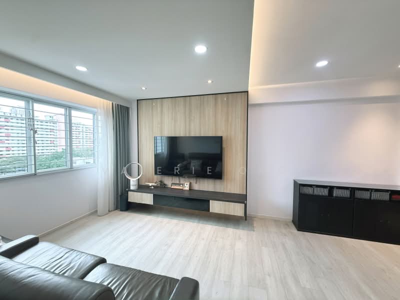 7 Lorong 7 Toa Payoh, 7 Lorong 7 Toa Payoh, 3 Bedrooms, 1,292 sqft, HDB Flat For Sale, by Valerie Ong, 500215637 - Living Room - PropertyGuru.com.sg