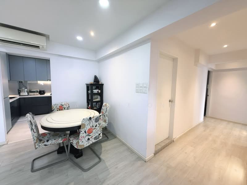 7 Lorong 7 Toa Payoh, 7 Lorong 7 Toa Payoh, 3 Bedrooms, 1,292 sqft, HDB Flat For Sale, by Valerie Ong, 500215637 - Kitchen - PropertyGuru.com.sg