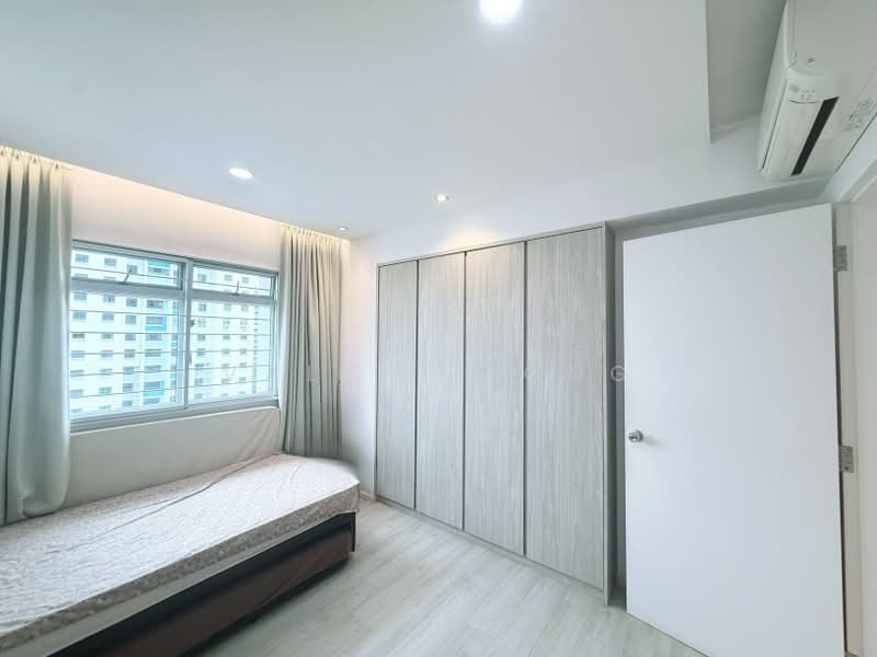 7 Lorong 7 Toa Payoh, 7 Lorong 7 Toa Payoh, 3 Bedrooms, 1,292 sqft, HDB Flat For Sale, by Valerie Ong, 500215637 - Bedroom - PropertyGuru.com.sg