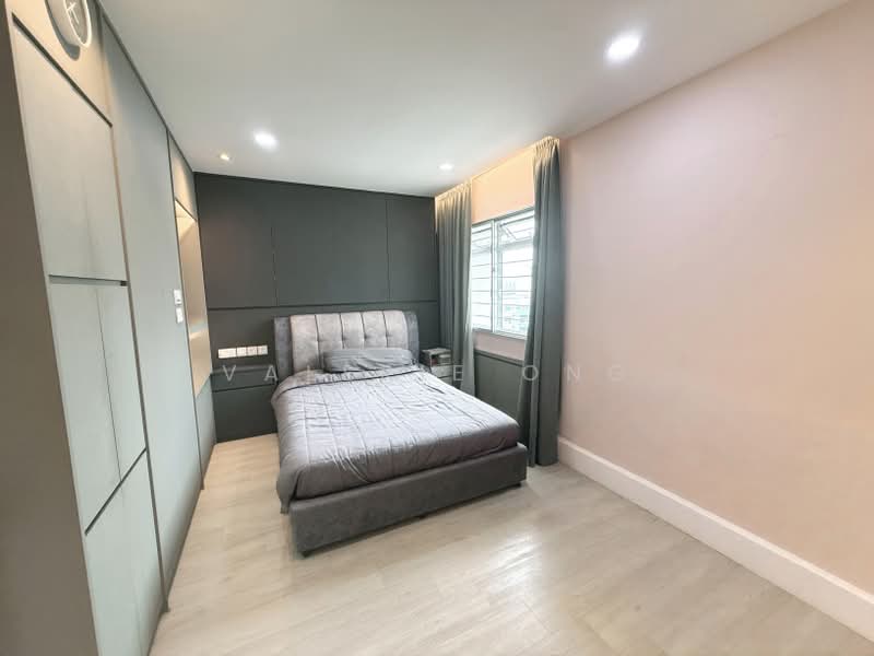 7 Lorong 7 Toa Payoh, 7 Lorong 7 Toa Payoh, 3 Bedrooms, 1,292 sqft, HDB Flat For Sale, by Valerie Ong, 500215637 - Bedroom - PropertyGuru.com.sg