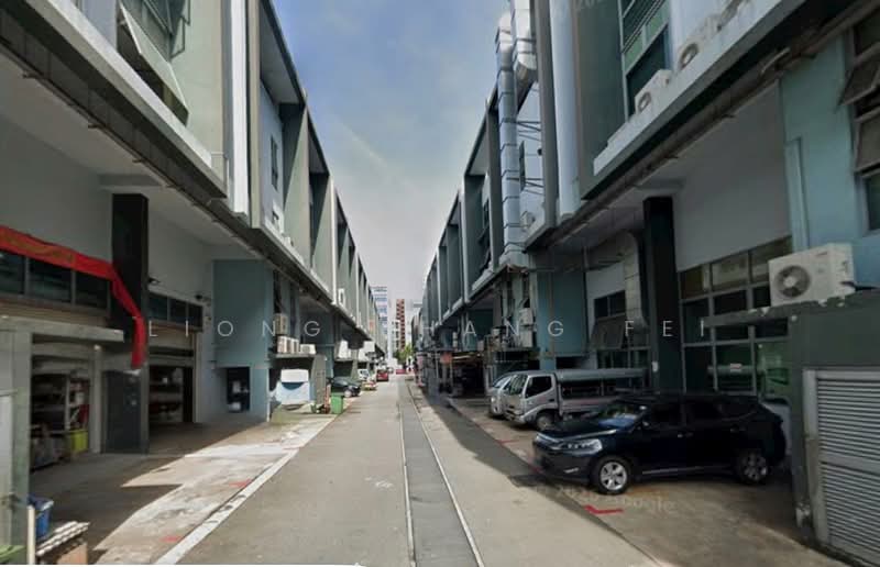 <Ground Level> Toh Guan B2 Factory/ Carpentry/ Engineering/ Car Workshop, , 6,232 sqft, Factory / Workshop (B2) For Rent, by Liong Phang Fei, 500215639 - Exterior - CommercialGuru.com.sg
