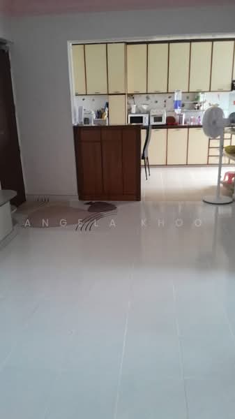402 Fajar Road, 402 Fajar Road, 3 Bedrooms, 1,108 sqft, HDB Flat For Sale, by Angela Khoo, 500215643 - Kitchen - PropertyGuru.com.sg