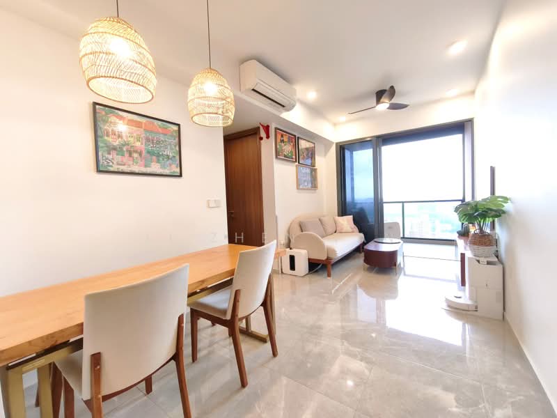 Stirling Residences, 21 Stirling Road, 2 Bedrooms, 635 sqft, Condominium For Sale, by Li Zhen Tan, 500215649 - Living Room - PropertyGuru.com.sg