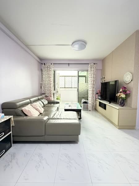 231 Bishan Street 23, 231 Bishan Street 23, 4 Bedrooms, 1,593 sqft, HDB Flat For Sale, by Melina Yap, 500215659 - Living Room - PropertyGuru.com.sg