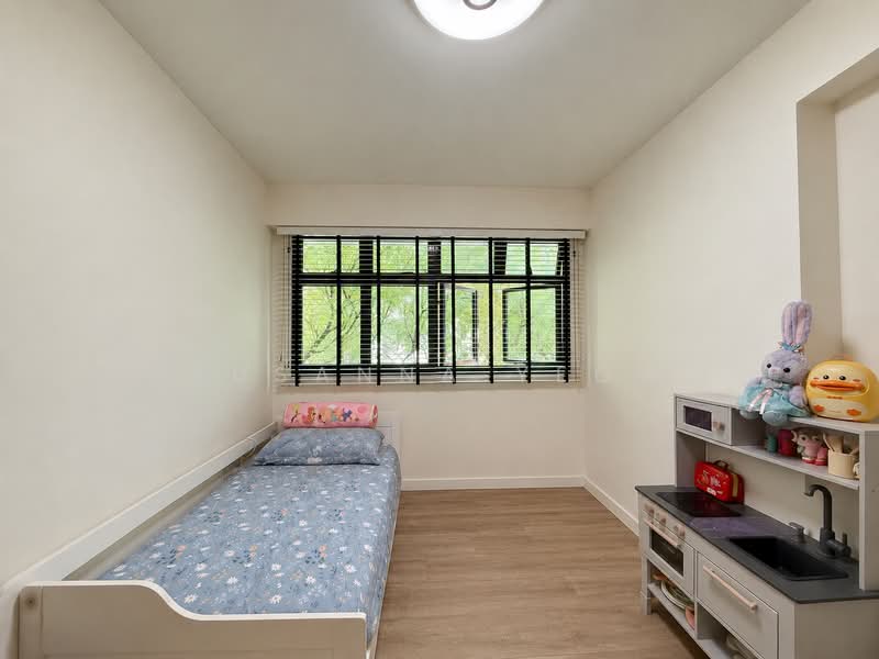 274A Compassvale Bow, 274A Compassvale Bow, 3 Bedrooms, 990 sqft, HDB Flat For Sale, by Susanna Yeow, 500215660 - Bedroom 1 - PropertyGuru.com.sg
