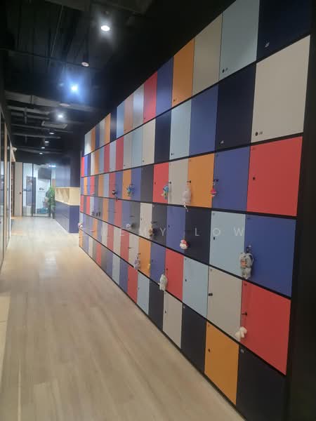 Commercial School in Orchard, , 27,903 sqft, Office For Rent, by Jeremy Low, 500215663 - Corridor - CommercialGuru.com.sg