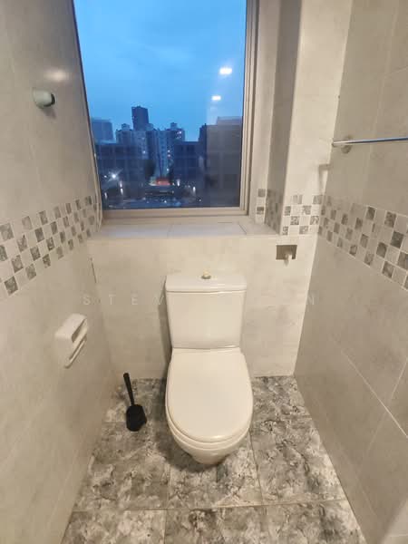 UE Square, 207 River Valley Road, Room Rental, 200 sqft, Apartment For Rent, by Steve Voon, 500215668 - Bathroom - PropertyGuru.com.sg