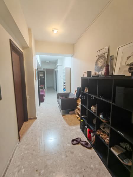 UE Square, 207 River Valley Road, Room Rental, 200 sqft, Apartment For Rent, by Steve Voon, 500215668 - Corridor - PropertyGuru.com.sg