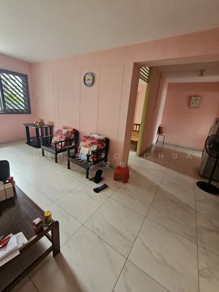 952 Jurong West Street 91, 952 Jurong West Street 91, Room Rental, 120 sqft, HDB Flat For Rent, by Zheng Ronghua 郑荣华, 500215675 - Living Room - PropertyGuru.com.sg