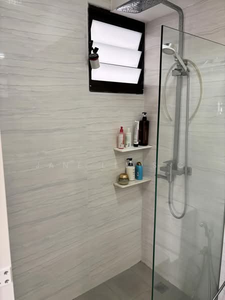 90 Tanglin Halt Road, 90 Tanglin Halt Road, 3 Bedrooms, 969 sqft, HDB Flat For Sale, by Jane Lim S C, 500215684 - Bathroom - PropertyGuru.com.sg
