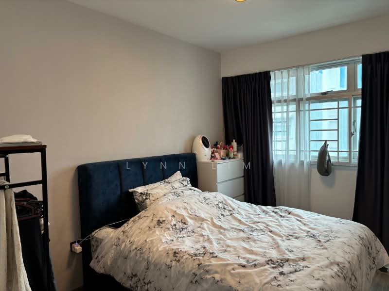 162C Rivervale Crescent, 162C Rivervale Crescent, 3 Bedrooms, 1,001 sqft, HDB Flat For Sale, by Lynn Lim, 500215685 - Bedroom - PropertyGuru.com.sg