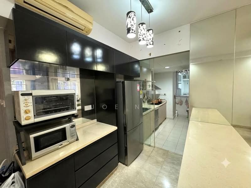 La Casa, 50 Woodlands Drive 16, 3 Bedrooms, 1,141 sqft, Condominium For Sale, by Joe Ng, 500215686 - Kitchen - PropertyGuru.com.sg