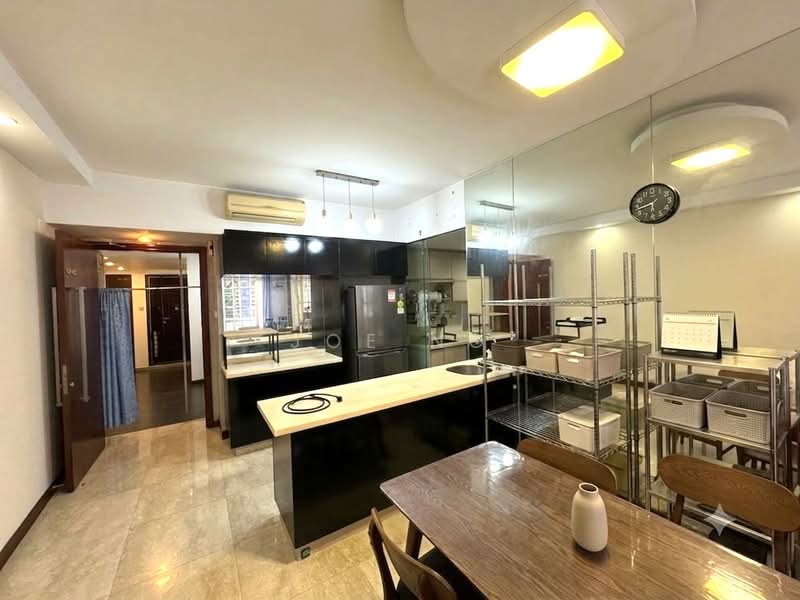 La Casa, 50 Woodlands Drive 16, 3 Bedrooms, 1,141 sqft, Condominium For Sale, by Joe Ng, 500215686 - Kitchen - PropertyGuru.com.sg