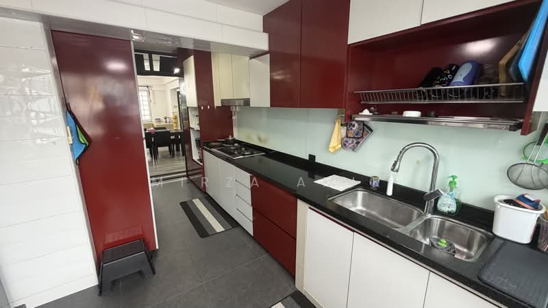 207 Choa Chu Kang Central, 207 Choa Chu Kang Central, 3 Bedrooms, 1,572 sqft, HDB Flat For Sale, by Mirza Amir, 500215688 - PropertyGuru.com.sg