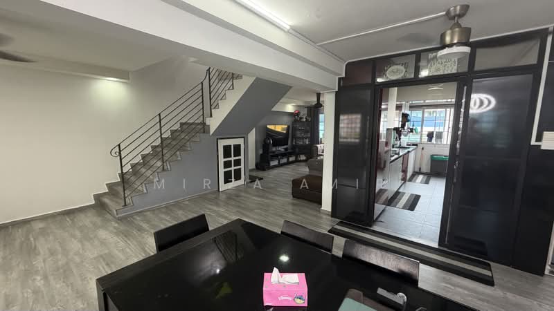 207 Choa Chu Kang Central, 207 Choa Chu Kang Central, 3 Bedrooms, 1,572 sqft, HDB Flat For Sale, by Mirza Amir, 500215688 - PropertyGuru.com.sg